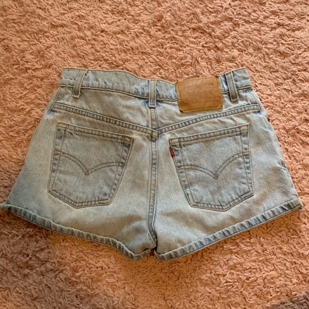 LEVIS Mom Shorts Mid Rise